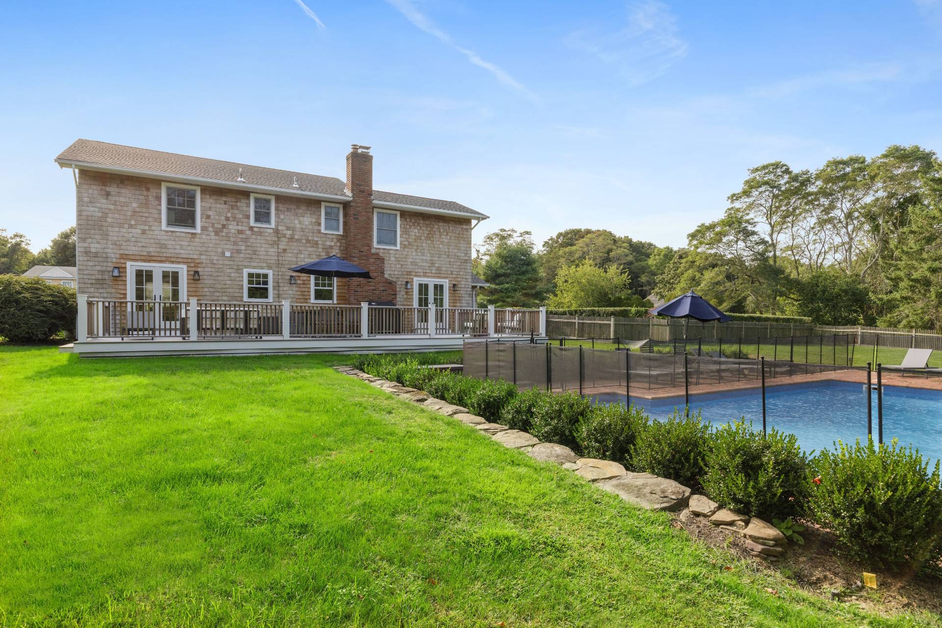 9 Dovas Path — Southampton